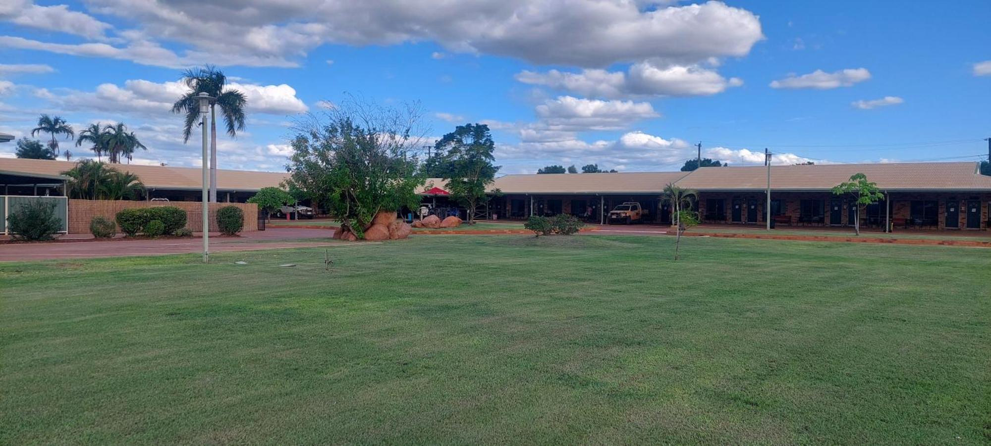 Abacus Motel Mount Isa Exterior foto